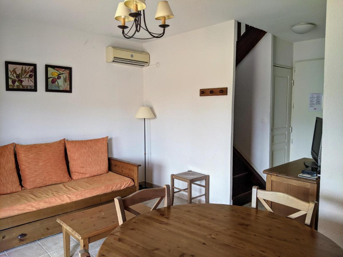 Maisonnette Dans Domaine Avec Piscine A Nyons, Pays Des Olives エクステリア 写真