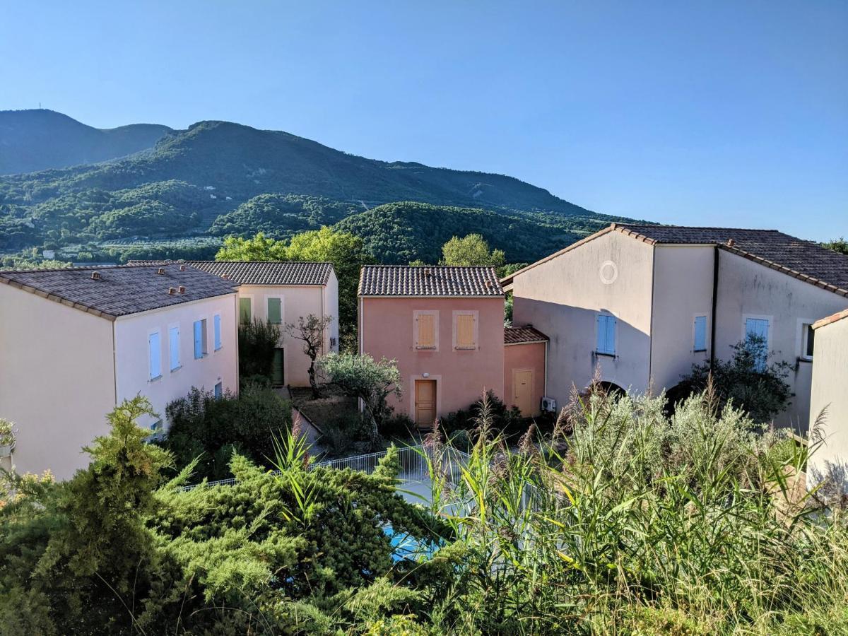 Maisonnette Dans Domaine Avec Piscine A Nyons, Pays Des Olives エクステリア 写真